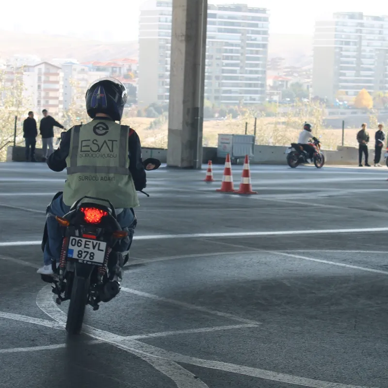 Esat Sürücü Kursu Ankara - Motosiklet Eğitimi